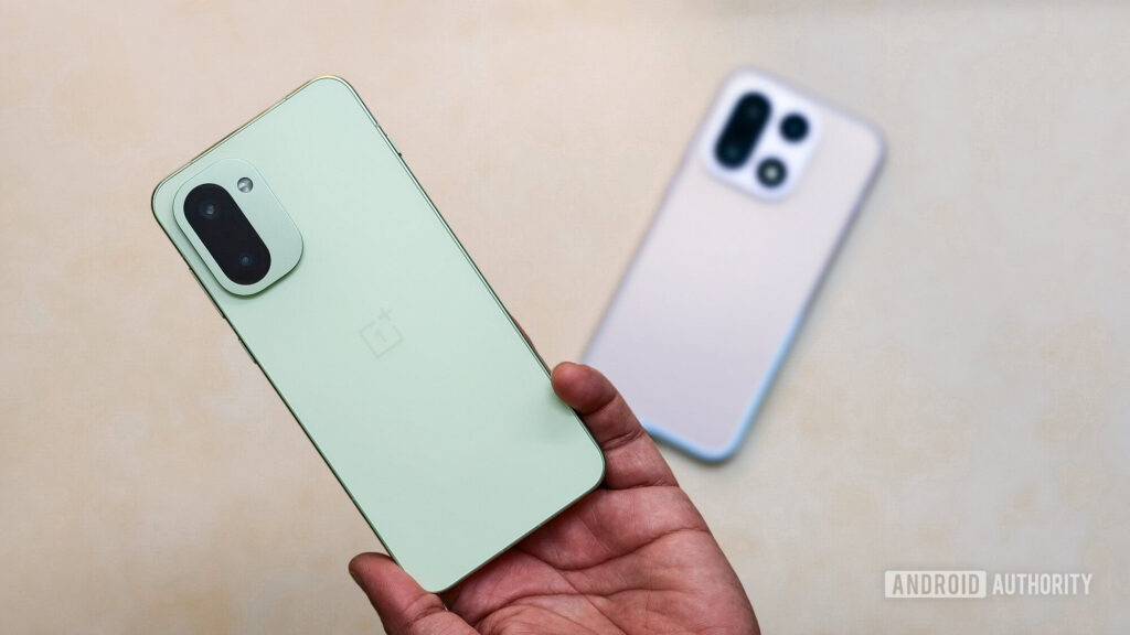 The OnePlus US exit feels very real as remaining stock evaporates OnePlus 15R vs OnePlus 15