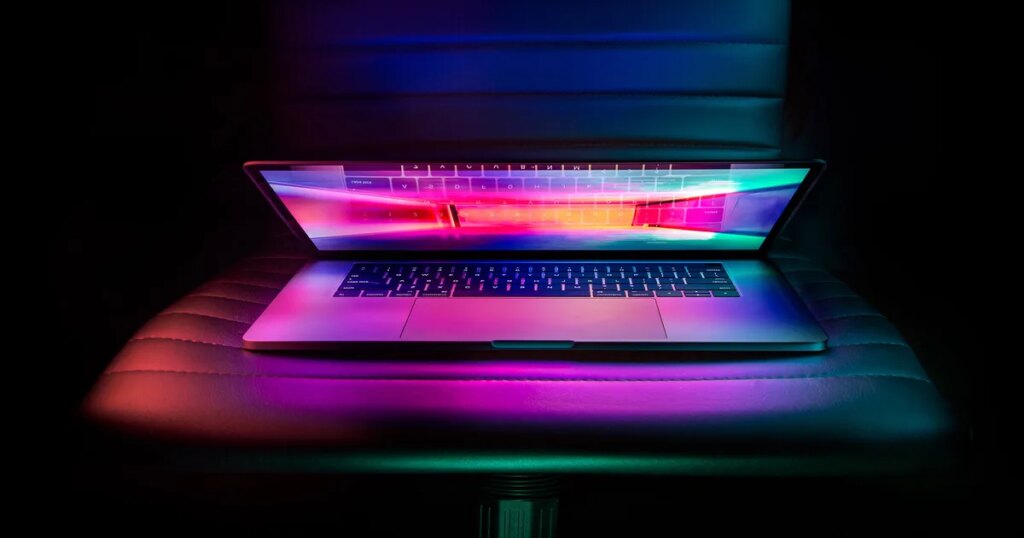 Apple is reportedly giving the MacBook Pro a touchscreen and the iPad Mini a higher price tag You might want to hold off buying a MacBook right now