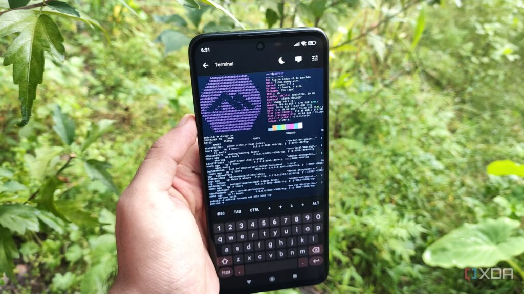 4 Docker containers I run on my old Android phone 4 Docker containers I run on my old Android phone