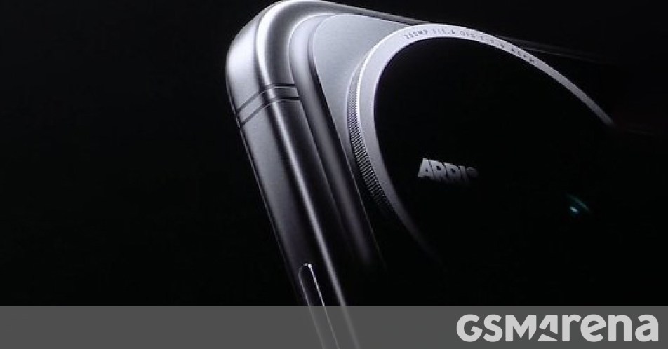 Honor Magic9 Pro said to be the first Android phone with a square selfie sensor Honor Magic9 Pro said to be the first Android phone with a square selfie sensor