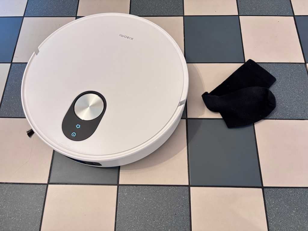 The FCC just changed the rules for robot vacuums. Here’s what it means for yours Xiaomi Robot Vacuum 5 Pro