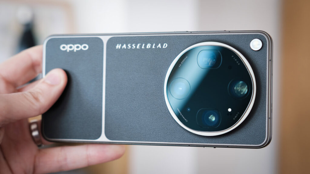 OPPO Find X9 Ultra camera housing