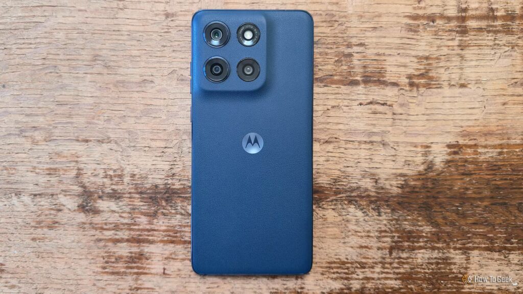 4 ways to make an aging Motorola phone feel much more expensive 4 ways to make an aging Motorola phone feel much more expensive