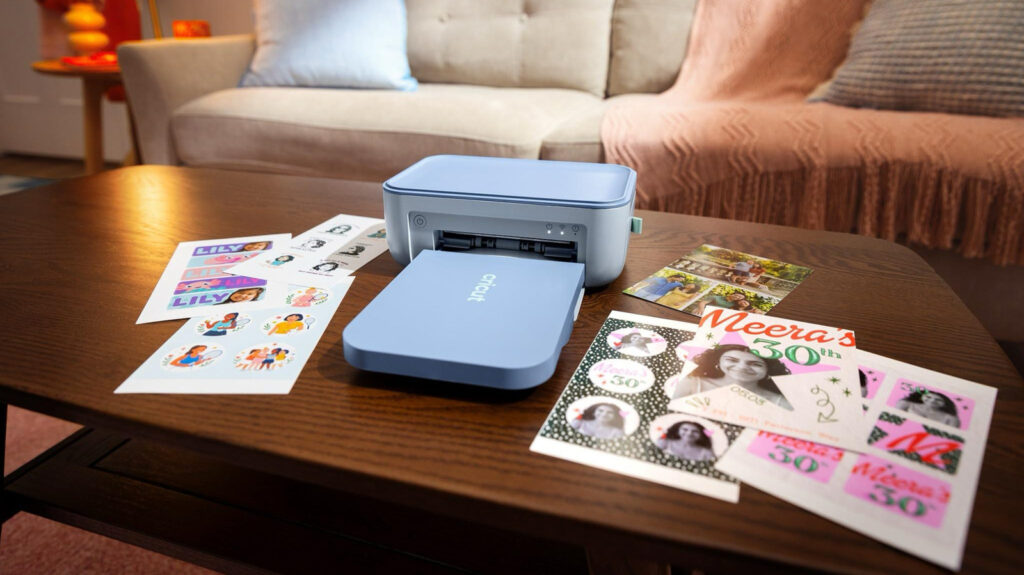 Cricut’s New DIY Machines Let You Print And Cut Your Own Stickers Cricut's New DIY Machines Let You Print And Cut Your Own Stickers
