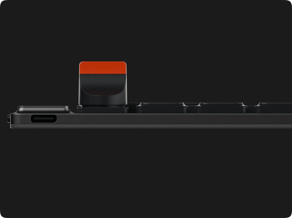 EMO Altar II Is a 4.75mm-Thin Mechanical Keyboard With a Detachable Haptic Dial EMO Altar II Is a 4.75mm-Thin Mechanical Keyboard With a Detachable Haptic Dial