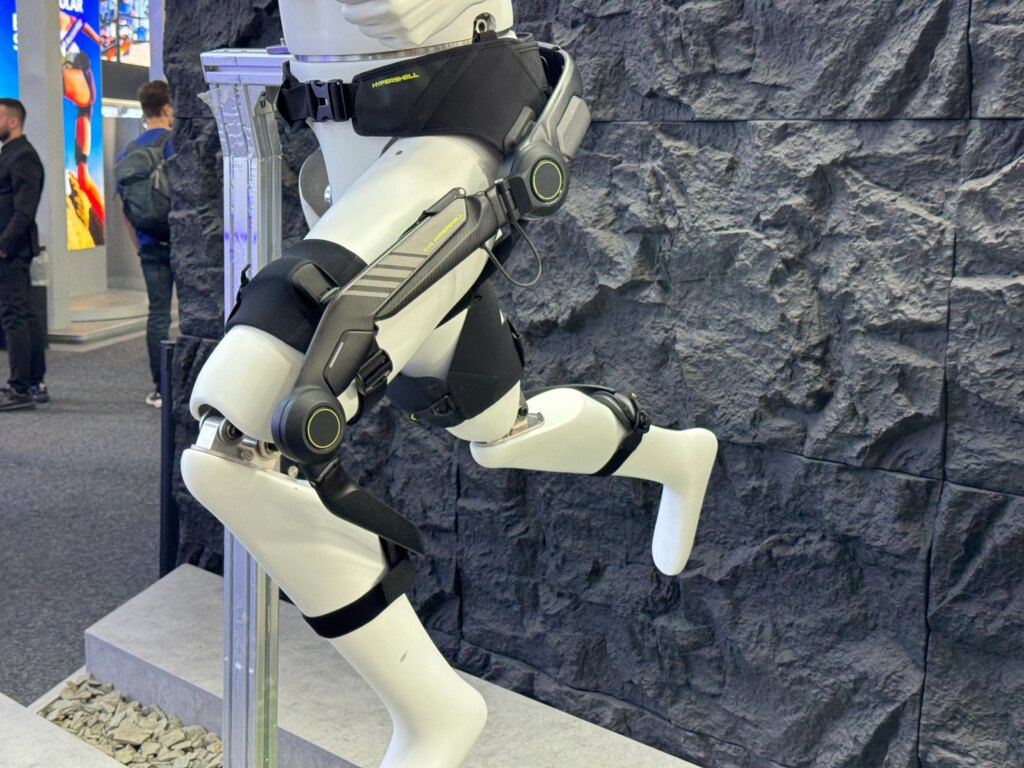 Hypershell’s Halo Full-Leg Exoskeleton Made Me Dream Big About the Hikes I Hope to One Day Attempt Hypershell Halo exoskeleton on mannequin