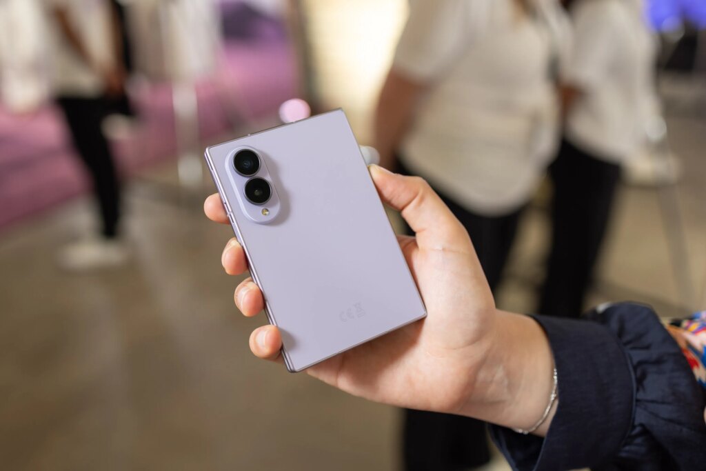 I Can’t Put the Galaxy Z Fold 8 Down. Can Apple’s Foldable Change That? Galaxy Z Fold 8 in lavender
