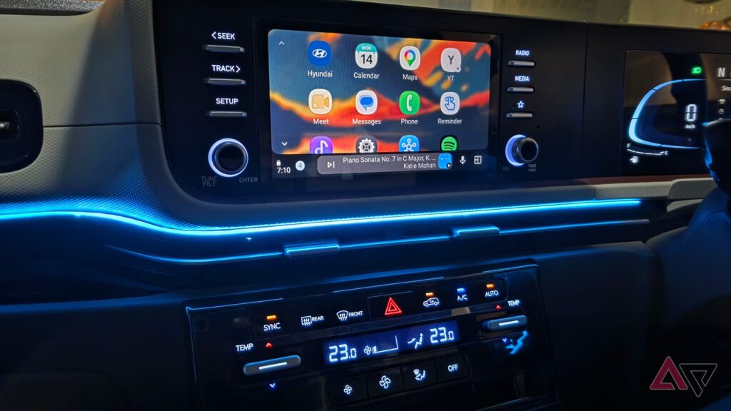 I disabled these smartphone features; now my Android Auto setup is miles better