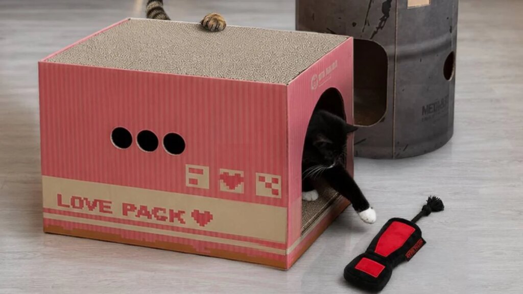 Konami Heading to CatCon With Metal Gear Solid Cardboard Box