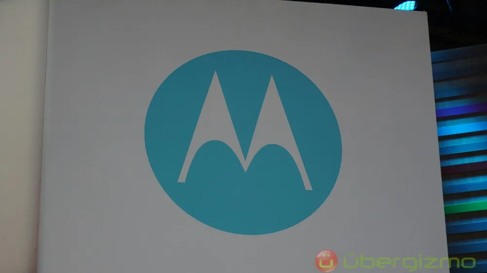 Motorola Teases New Razr Fold Wide To Mark 98th Anniversary Motorola Teases New Razr Fold Wide To Mark 98th Anniversary