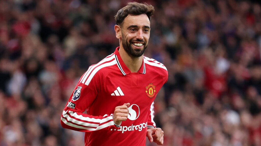 Premier League Soccer: Stream Everton vs. Man United Live from Anywhere Bruno Fernandes of Manchester United running, smiling, celebrating.