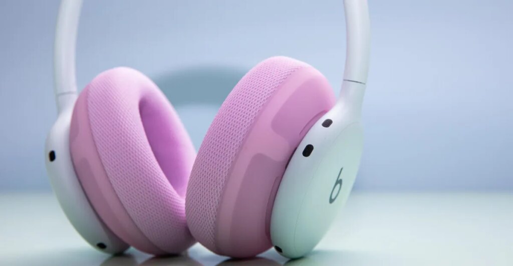 The Beats 360 are what I’d bring to the gym if I hated earbuds The Beats 360 are what I’d bring to the gym if I hated earbuds