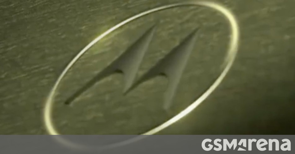This is when Motorola is unveiling the Signature 27 This is when Motorola is unveiling the Signature 27