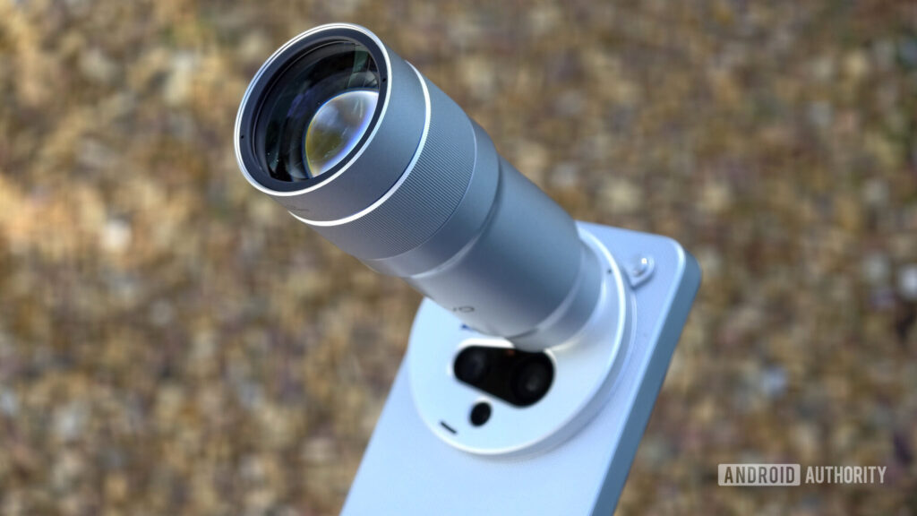 This phone could support a crazy 500mm teleconverter lens for 20x optical zoom vivo X300 Ultra with 400mm lens