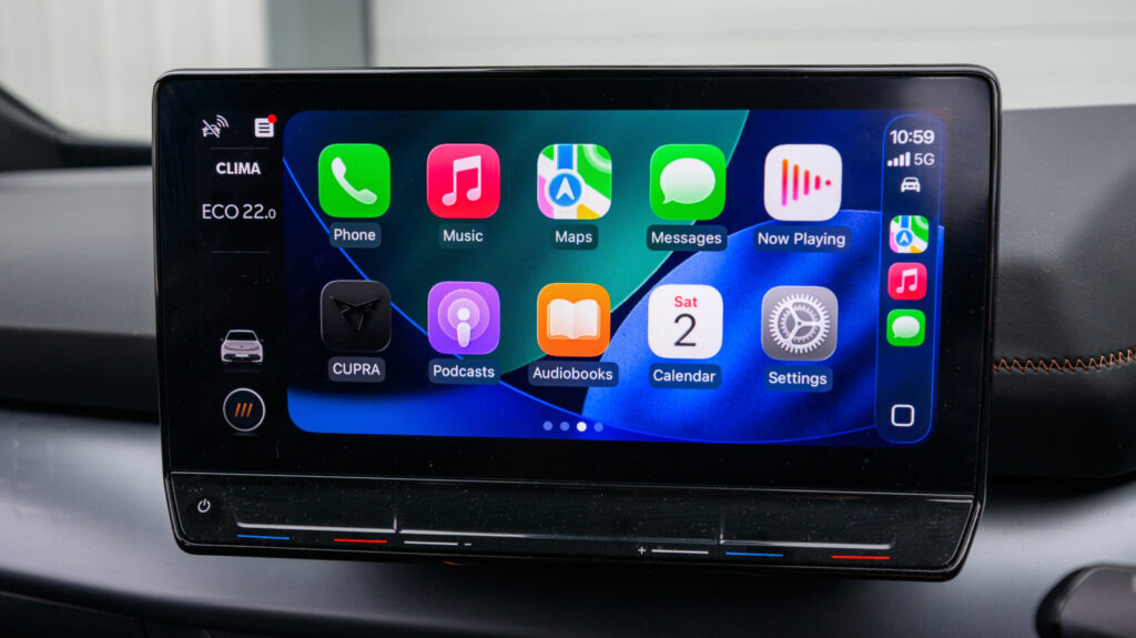 What Is The Difference Between Apple CarPlay And CarPlay Ultra? What Is The Difference Between Apple CarPlay And CarPlay Ultra?