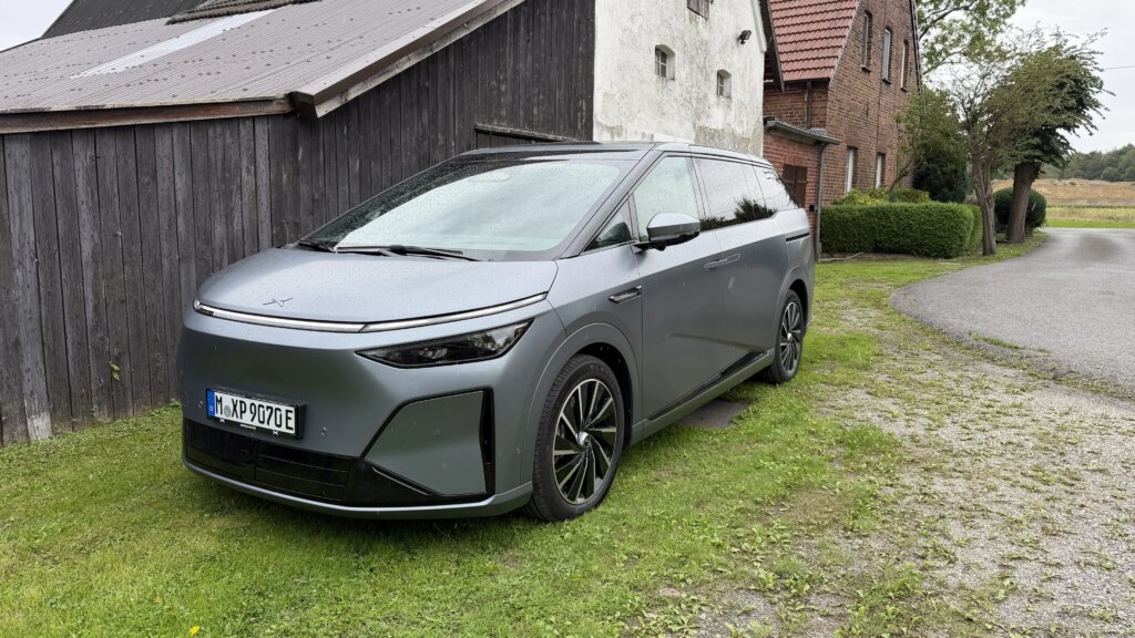 Xpeng X9 Test: Vollelektrisches Wohnzimmer auf Rädern Xpeng X9 im Test von inside digital