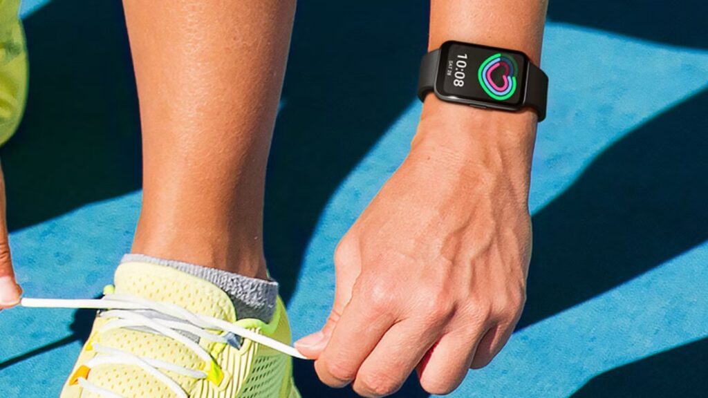 Your next fitness tracker doesn't need to be expensive—the Galaxy Fit 3 at $40 wins
