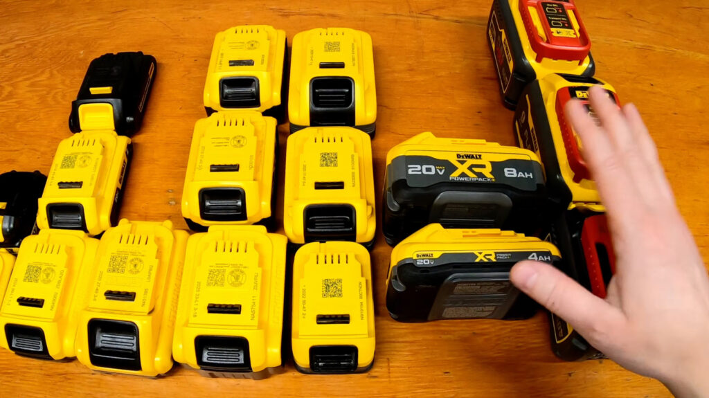 DeWalt's 20V PowerPack Battery Is 60% Off On Amazon Right Now