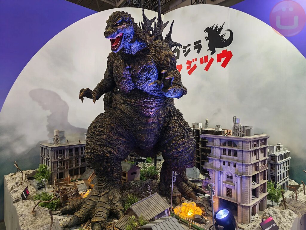 Fujitsu Fun Godzilla Demo Shows How Cities Could Rehearse a Real Disaster Fujitsu Fun Godzilla Demo Shows How Cities Could Rehearse a Real Disaster