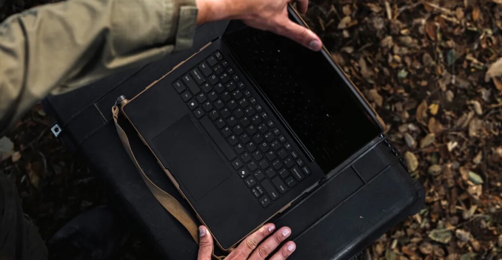 Palmer Luckey’s Anduril is getting into laptops — and claims they’ll be American-made Palmer Luckey’s Anduril is getting into laptops — and claims they’ll be American-made